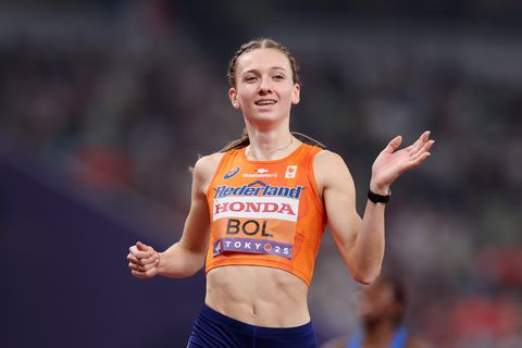 Topatlete Femke Bol maakt gehakt van concurrentie op WK atletiek en is klaar voor nieuwe heldenrol