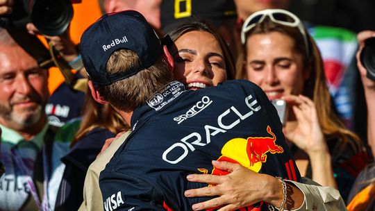 Kelly Piquet deelt vertederende beelden van dochter Max Verstappen: 'Als ik de tijd toch stop kon zetten...'