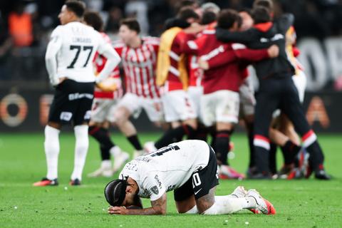 Oranje-international Memphis Depay kan wel door de grond zakken na enorme en dure misser