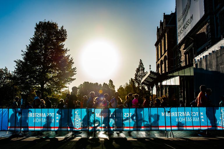 Deelnemers Amsterdam Marathon kunnen rekenen op veel wind en hopen op zon dit weekend