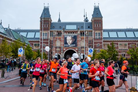 Afzien en verdienen: de economie van de marathon