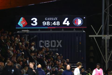 Telstar - Feyenoord krijgt grimmig staartje: politie ontruimt stadion en roept explosieventeam in