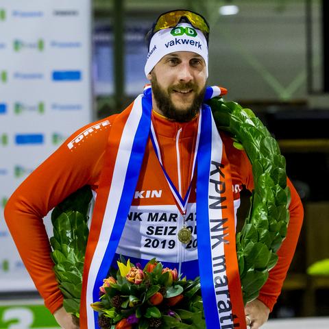 Ex-topschaatser (38) openhartig over 'mooie verrassing in het leven': 'Ik wilde uitzoeken wie ik was'