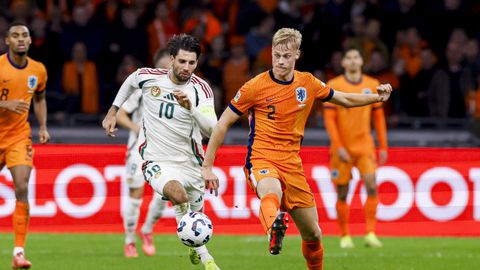 Broer van Jan Paul van Hecke slaat terug na kritiek op z'n spel bij Oranje