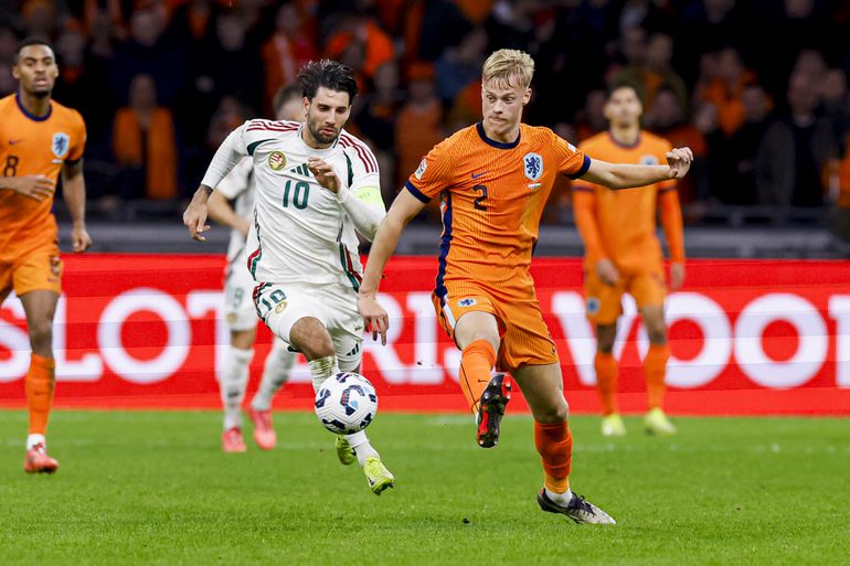 Broer van Jan Paul van Hecke slaat terug na kritiek op z'n spel bij Oranje