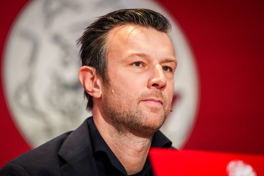 Ajax-directeur trekt aan de noodrem: 'Dit moet nu veranderen'