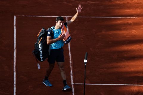 Roland Garros-sensatie (28) kondigt ineens aan te stoppen: 'Excuses aan iedereen die ik respectloos heb behandeld'
