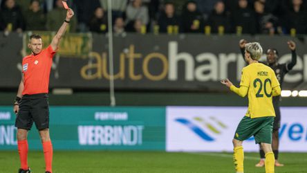 Eredivisie-club Fortuna Sittard blameert zichzelf na bizarre rode kaart tegen KKD-ploeg