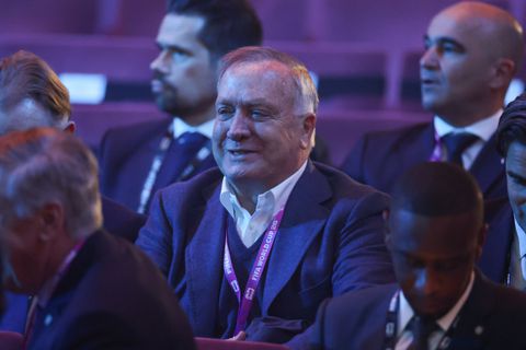 Dick Advocaat ziet fouten van Robin van Persie bij Feyenoord: 'Je moet uitkijken'