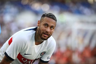 'Politie doorzoekt Frans ministerie vanwege duistere deal rondom recordtransfer Neymar'