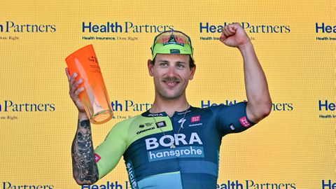 Sam Welsford wint wéér Tour Down Under-etappe, maar leiding blijft bij Isaac Del Toro