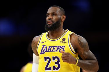 Lebron James beëindigt met LA Lakers zegereeks New York Knicks
