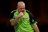 Michael van Gerwen liet geen spaan heel van zijn tegenstander op de Bahrein Darts Masters. ©Getty Images
