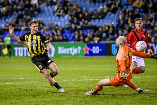 Vitesse met kleinste marge door naar kwartfinale KNVB Beker, AFC-keeper man of the match