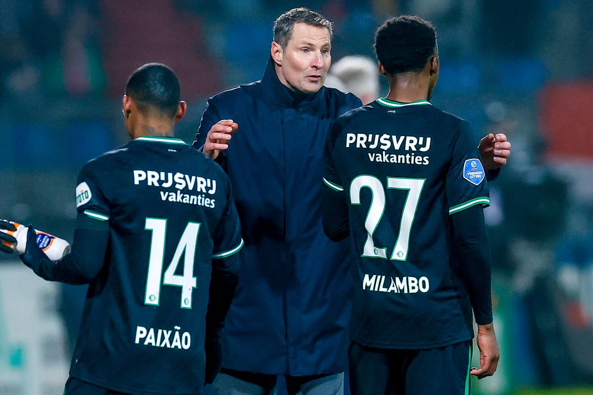 Crisis voor Feyenoord en Brian Priske compleet? 'Daar maak ik me zorgen over'