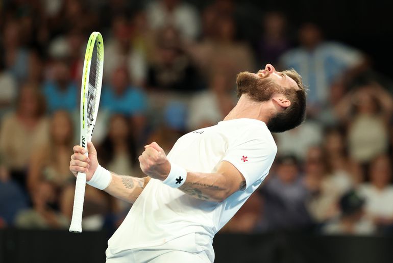 Heftig incident velt tennisser op Australian Open: 'Ik had geen tijd om naar de dokter te gaan'