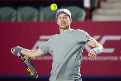 Programma Australian Open 2026 | Tennissers Botic van de Zandschulp en Jesper de Jong gaan voor stunt op tweede dag