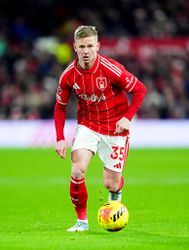 Ajax wil verrassen met toptransfer: ex-PSV'er lijkt terug te keren naar Eredivisie