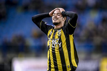 Vitesse schiet in degradatiekraker met FC Volendam weinig op met gelijkspel