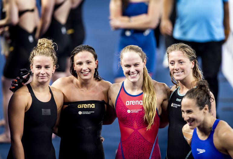 Nederlandse estafettezwemsters stellen beetje teleur met vijfde plaats in WK-finale