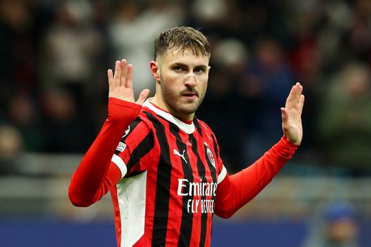 Uitgerekend Santiago Giménez doet oude liefde Feyenoord razendsnel pijn met vlugge goal in Champions League