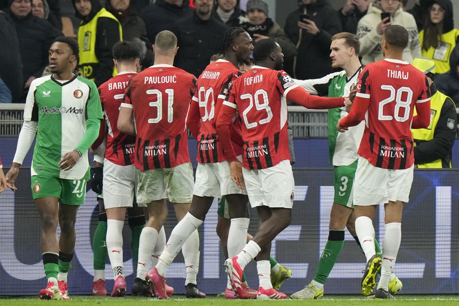 Italiaanse media halen hard uit na 'krankzinnige actie' tijdens AC Milan - Feyenoord