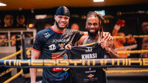 Glory-wereldkampioen spart in aanloop naar gevecht met 'held van Rotterdam' die aanslag voorkwam