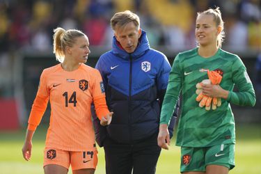 Oranje Leeuwinnen verrast door veelbesproken besluit rondom pikant duel: 'Onderling over gesproken'