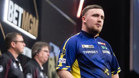 Flinke straf geopperd voor malloten die darts verpesten en Luke Littler 'helpen': 'Het is niet oké'