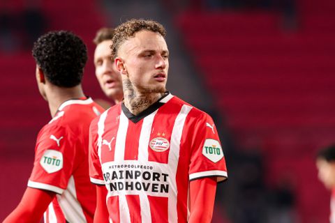 Oud-PSV'er kritisch op gedrag Noa Lang: 'Dat gaat er nooit uit'