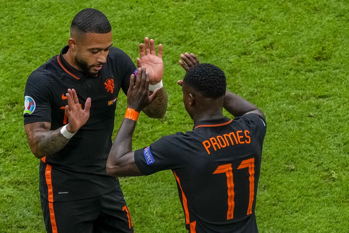 'Het roept altijd aversie op': Ronald Koeman raadt openlijke steun Memphis Depay aan Quincy Promes af