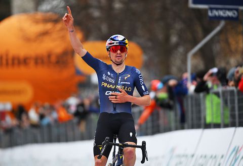 Oudste wielerklassieker ter wereld prooi voor verrassende naam, Belgen domineren Nokere Koerse