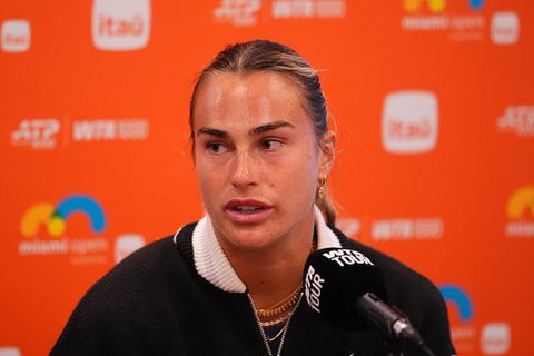 Toptennisster Aryna Sabalenka furieus na harde uitlatingen toernooileiding Dubai: 'Het loopt uit de hand'