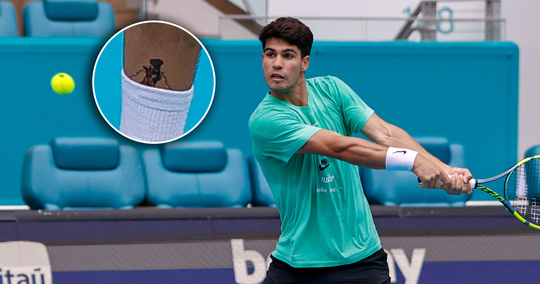 Tennisicoon Carlos Alcaraz laat historisch moment vereeuwigen met opvallende tattoo