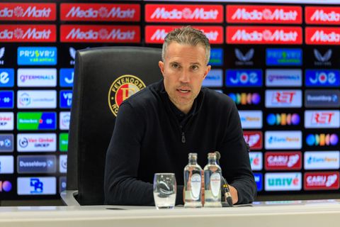 Vernietigende woorden over 'circus' bij Feyenoord: 'Het is een topclub onwaardig'