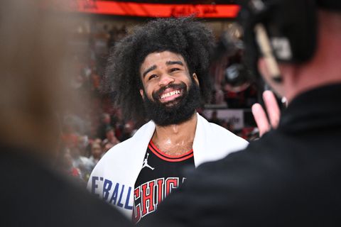 Recordavond Coby White telt niet door rare NBA-regel: 'Het staat op het statistiekenblad hier'