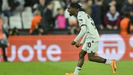 Europa League | Jeremie Frimpong redt status Bayer Leverkusen, Roma schakelt Milan uit