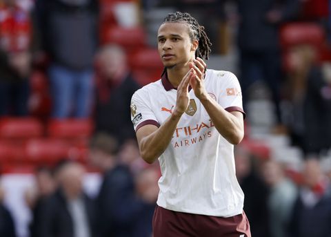 Oranje-international kondigt samen met zijn vrouw prachtig nieuws aan: 'Zo blij voor jullie!'