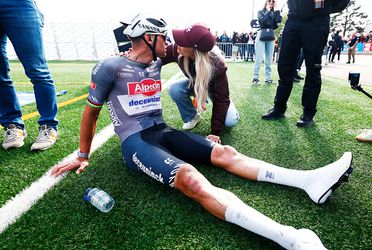 Mathieu van der Poel beleeft 'geweldige avond' met vriendin Roxanne Bertels: 'Ik ben sprakeloos'