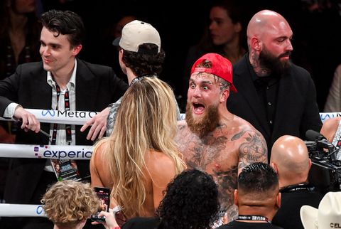 Jake Paul doet spectaculaire aankondiging, verloofde Jutta Leerdam zit voorlopig weer in spanning