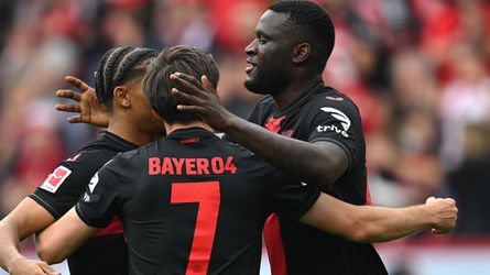 Bayer Leverkusen flikt het: eerste club die in Bundesliga ongeslagen blijft