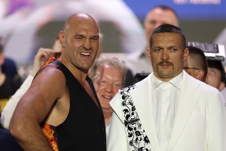 Blunder tijdens weging Oleksandr Usyk: gewicht voor gevecht met Tyson Fury klopt niet