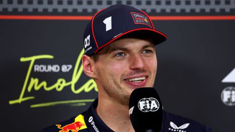 Genietende Max Verstappen haalt uit na landstitel voor PSV: 'Heeft hij zijn tissues al geraapt?'