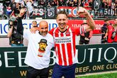 Dit is het oordeel van PSV-trainer Peter Bosz: extreme pieken en diepe dalen voor succestrainer