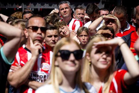 PSV-feest loopt vreselijk uit de hand: rellen in Eindhoven ontsieren landstitel