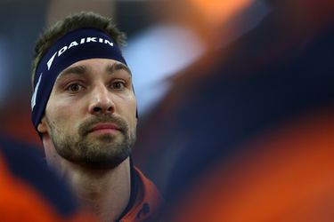 Topschaatser Kjeld Nuis doet emotionele oproep: 'Stap over die drempel, ga hulp zoeken'