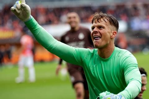 Zus van Telstar-held Ronald Koeman Jr. deelt vol liefde beelden van viraal gaande keeper