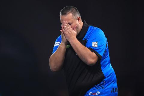 Topdarter Jermaine Wattimena grijpt net naast nieuwe titel op Oranje-gekleurde dag, Luke Humphries te sterk