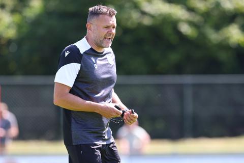 Eredivisie-club Telstar kondigt nieuwe trainer aan: 'Daar hebben hebben wij uitgebreid over gesproken'