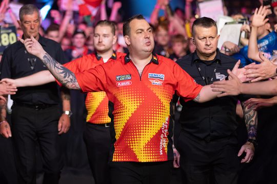 België met berucht team naar World Cup of Darts: 'Ben vooral blij dat ik het heb gehaald'